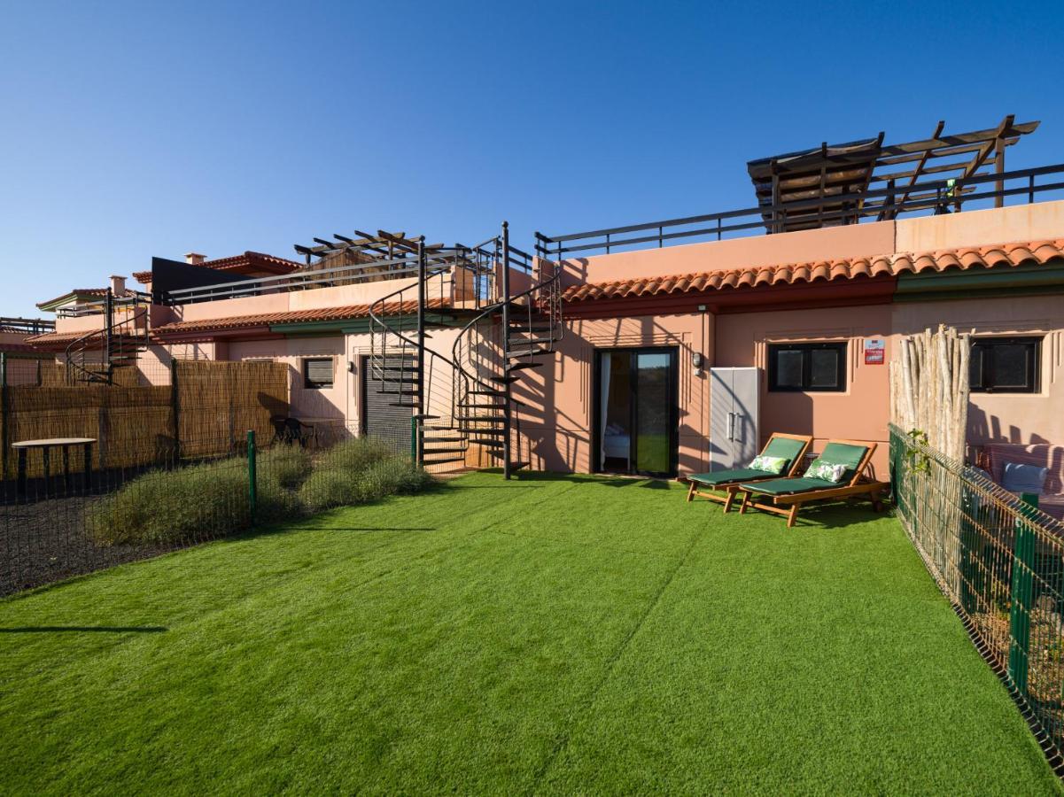 Private Terrace Majanicho Home -Garden & Pool La Oliva Exterior photo