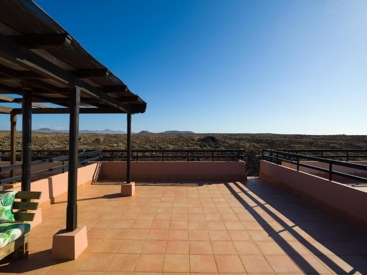 Private Terrace Majanicho Home -Garden & Pool La Oliva Exterior photo